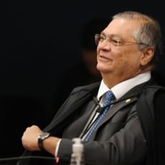 O ministro Flávio Dino durante sessão da Primeira Turma do Supremo Tribunal Federal (STF) que retoma o julgamento dos réus do Núcleo 1 da trama golpista Foto: Fabio Rodrigues-Pozzebom/ Agência Brasil