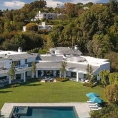 Vista aérea de parte da mansão de Jennifer Lopez e Ben Affleck