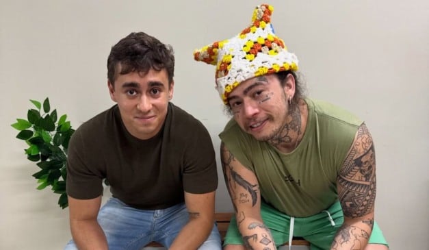 Nikolas e Whindersson trocaram farpas pelo Twitter na última semana, mas posaram juntos após show em BH (Foto: Reprodução/Instagram/@nikolasferreiradm)