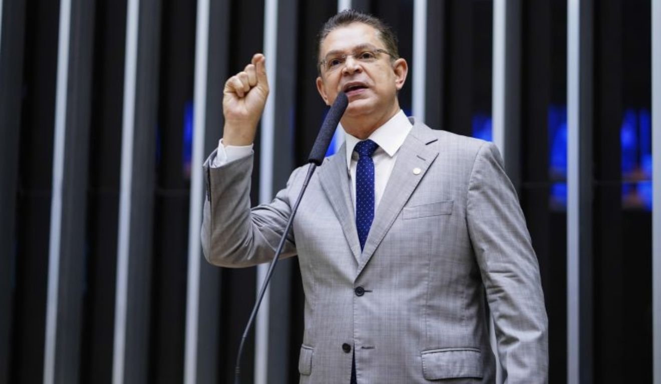 Sóstenes Cavalcante