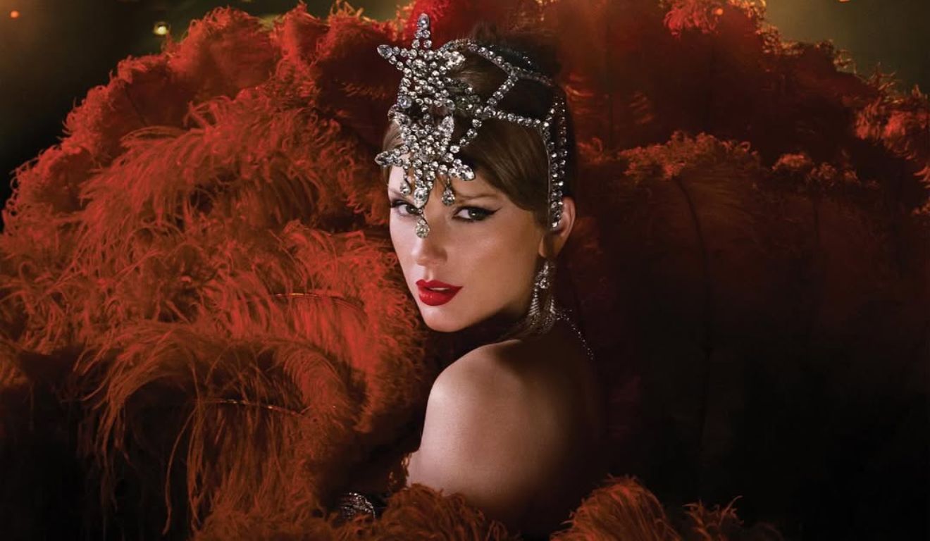 "Taylor Swift: The Official Release Party of a Showgirl" acontecerá de 3 a 5 de outubro (Foto: Mert Alas & Marcus Piggott/Divulgação)