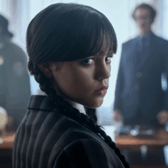 Cheia de surpresas, a segunda temporada mostra que o bizarro continua sendo seu maior trunfo (Foto: Reprodução/X/@wednesdayaddams)
