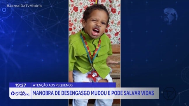 Bebê é salvo após engasgar com tampinha de garrafa