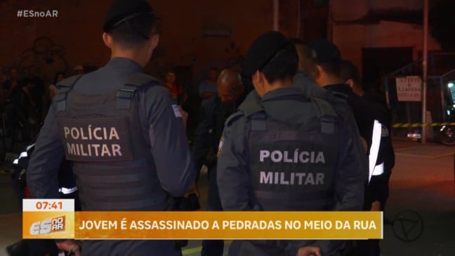 Homem de 20 anos é assassinado a pedradas em Vila Velha
