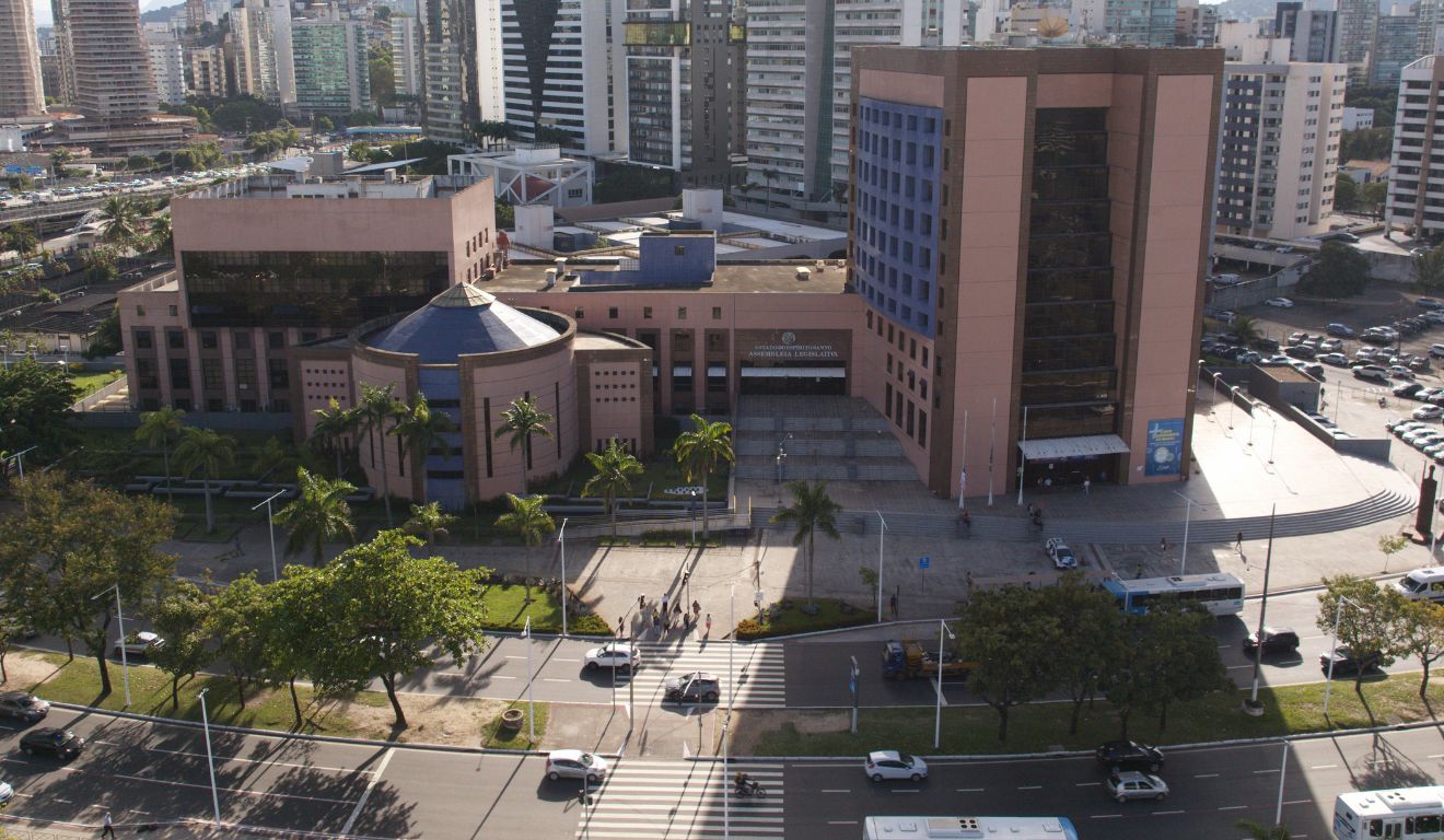 Assembleia Legislativa do Espírito Santo na Enseada do Suá Assembleia Legislativa do Espírito Santo na Enseada do Suá