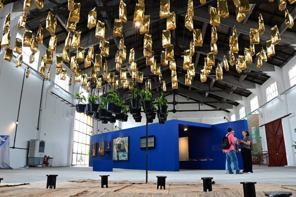 Baía de Vitória outras imagens possíveis coletiva armazém 5