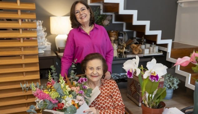Irrepreensível, elegante, assim como as anfitriãs Odely Fontana e sua filha Andreza 