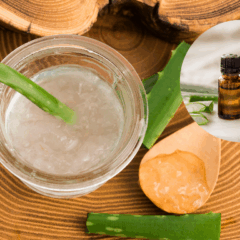 O óleo de babosa caseiro é uma alternativa natural para hidratar o cabelo e nutrir a pele/Canva