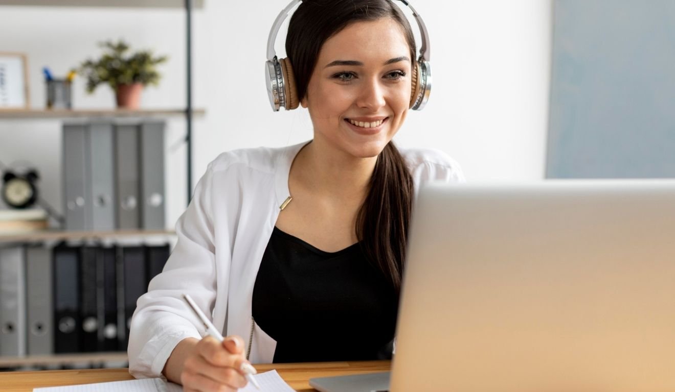 As formações são voltadas às pessoas que tenham idade a partir de 16 anos que empreendem ou desejam começar a empreender. Foto: Freepik