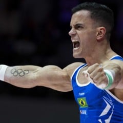 Mundial de Ginástica Artística. Jacarta, Indonésia. Caio Souza na final do individual geral.