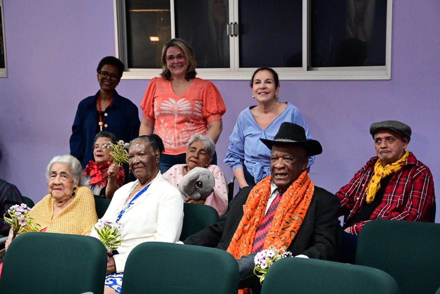 Desfile de moda - Asilo dos idosos na Faesa Desfile de moda - Asilo dos idosos na Faesa