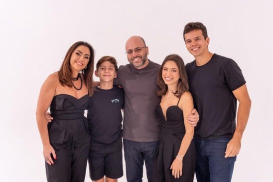 O casal de médicos Danielle e Rafael com os filhos Rafael, Rachel e o genro Lucas Victor Pedruzzi.