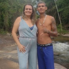 Fabian Alves Martins e sua mãe, Fabiana Martins. Foto: Reprodução/Rede social