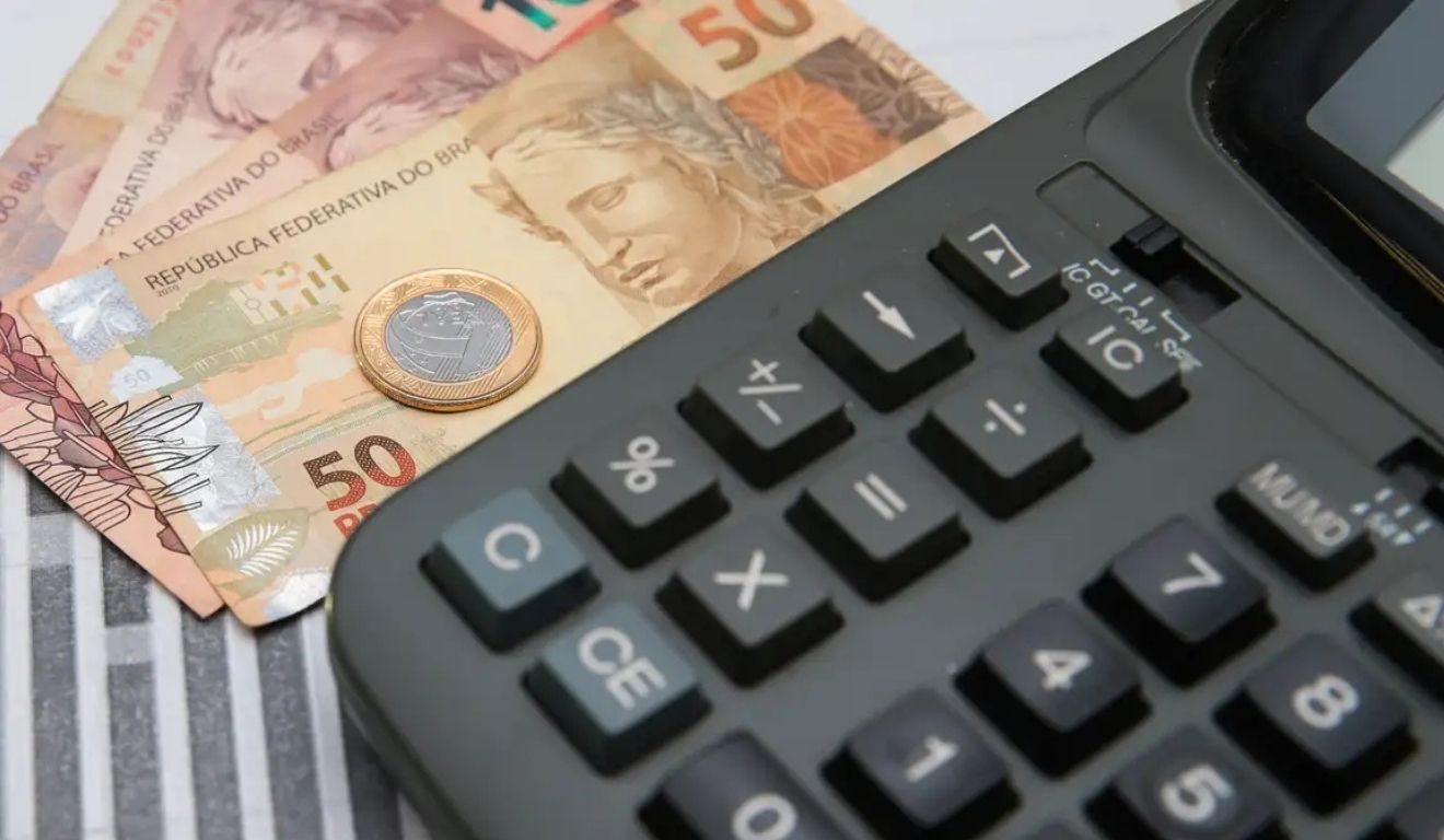 O Ministério da Fazenda tem projeções mais otimistas, com alta de 2,3% em 2025 e de 2,4% em 2026, de acordo com o Boletim Macro Fiscal de setembro. Foto: Marcello Casal Jr/ Agência Brasil