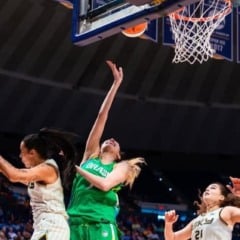 Izabel Varejão na seleção brasileira de basquete feminino.