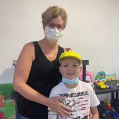 Lorenzzo Bom Costa está em remissão há um ano. Imagem: Sesa/Reprodução