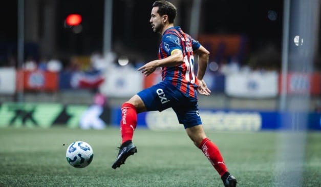 Everton Ribeiro