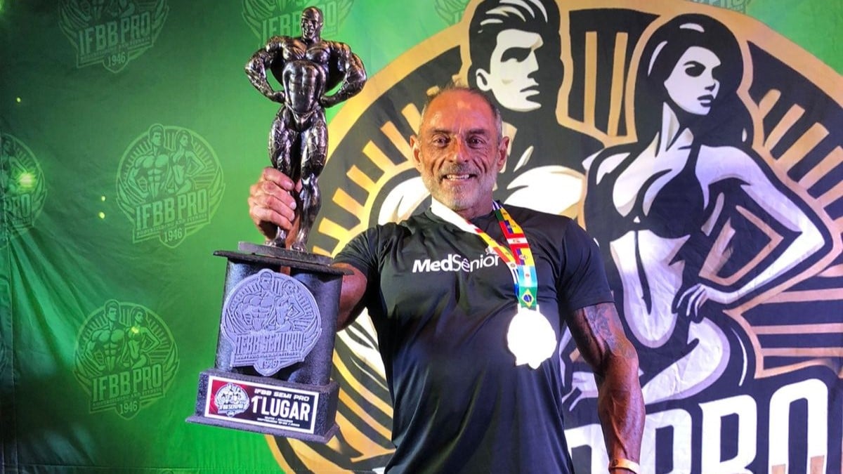 Fisiculturismo.

Márcio Vago, 56 anos, campeão sul-americano.