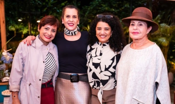 Na doce Santa Teresa foi inaugurada com festa e 34 expositores a Vila Fardin
