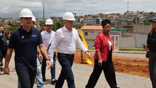 Um almoço especial em Vitória selou a visita do ministro Renan Filho