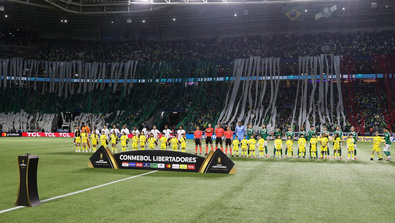 O time da SE Palmeiras, em jogo contra a equipe da Liga Desportiva Universitaria, durante partida válida pelas semi final, volta, da Copa Libertadores, na arena Allianz Parque. (Foto: Cesar Greco/Palmeiras/by Canon)