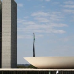 O texto também estabelece a criação de uma nova modalidade de crédito, com juros mais baixos do que os praticados no mercado. Foto: Fabio Rodrigues Pozzebom/ Agência Brasil