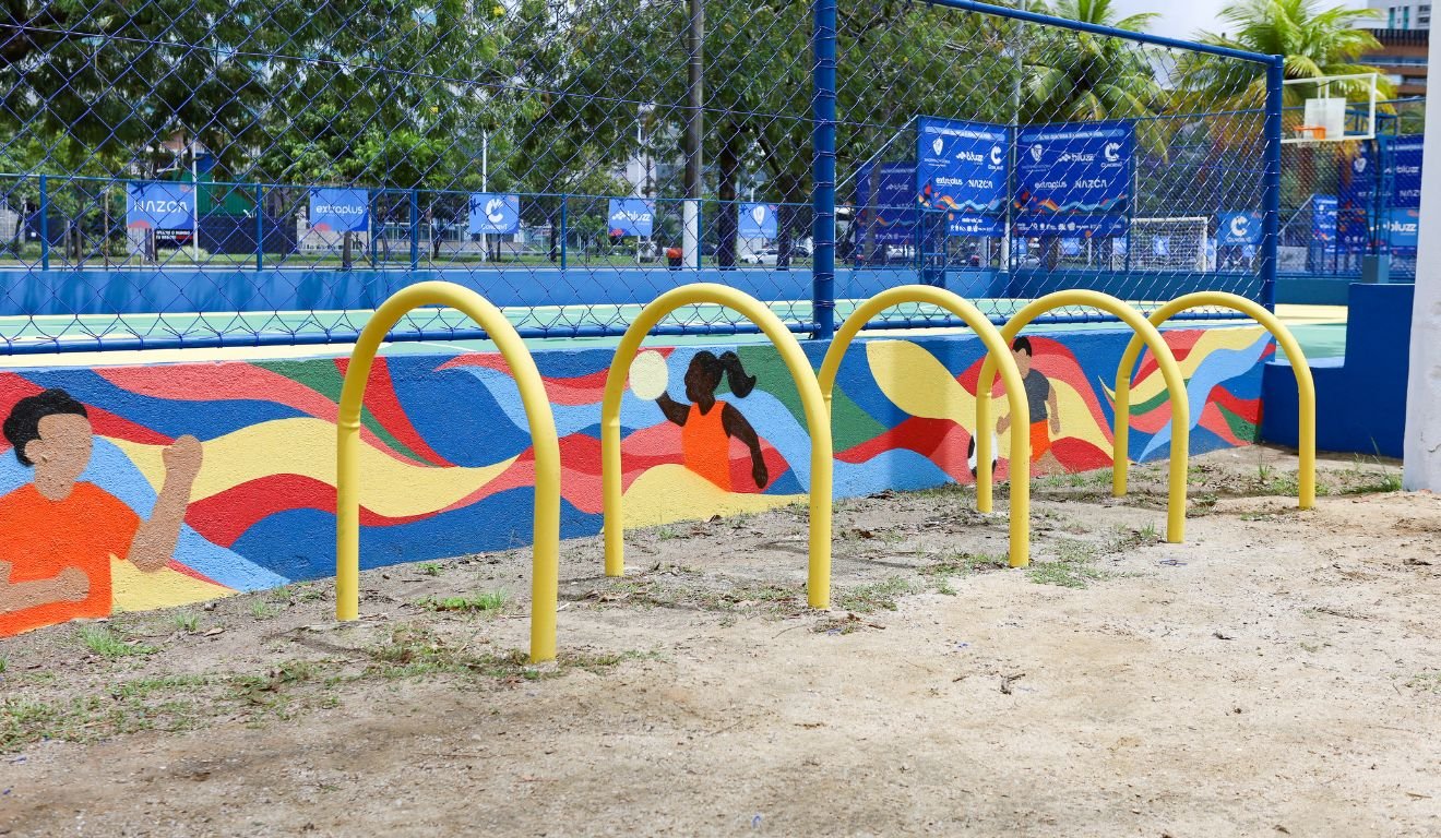 Reforma das quadras esportivas da Praia do Canto Guarderia