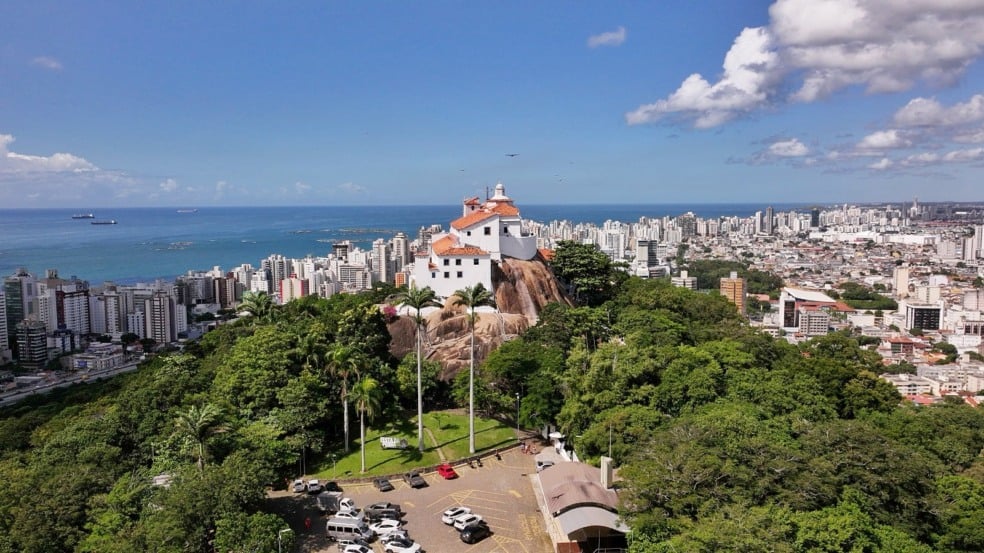 Vista aérea do Convento da Penha