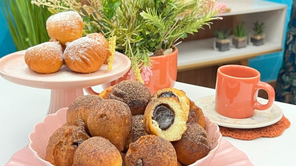 Bolinho de Chuva Recheado com Brigadeiro. Foto: Roberta Salgueiro Bolinho de Chuva Recheado com Brigadeiro. Foto: Roberta Salgueiro