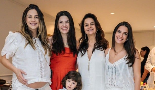 Café da manhã divertido em torno do mês das crianças na Aleixo Netto