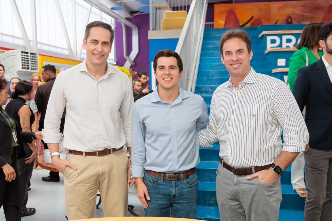 Com governador, prefeito e empresários, Mariana Buaiz e Americo Buaiz Filho inauguram mega sede da Escola Americana de Vitória (Foto: Everton Nunes)