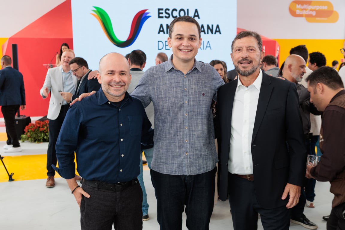 Com governador, prefeito e empresários, Mariana Buaiz e Americo Buaiz Filho inauguram mega sede da Escola Americana de Vitória (Foto: Everton Nunes)