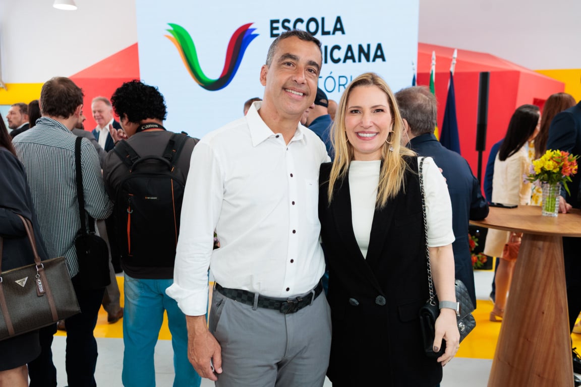 Com governador, prefeito e empresários, Mariana Buaiz e Americo Buaiz Filho inauguram mega sede da Escola Americana de Vitória (Foto: Everton Nunes)