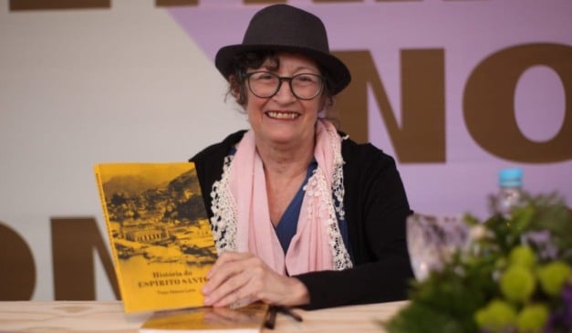 Thais Helena Leite escreveu o livro "Histórias do Espírito Santo" (Foto: Mariana Garcia/Divulgação)