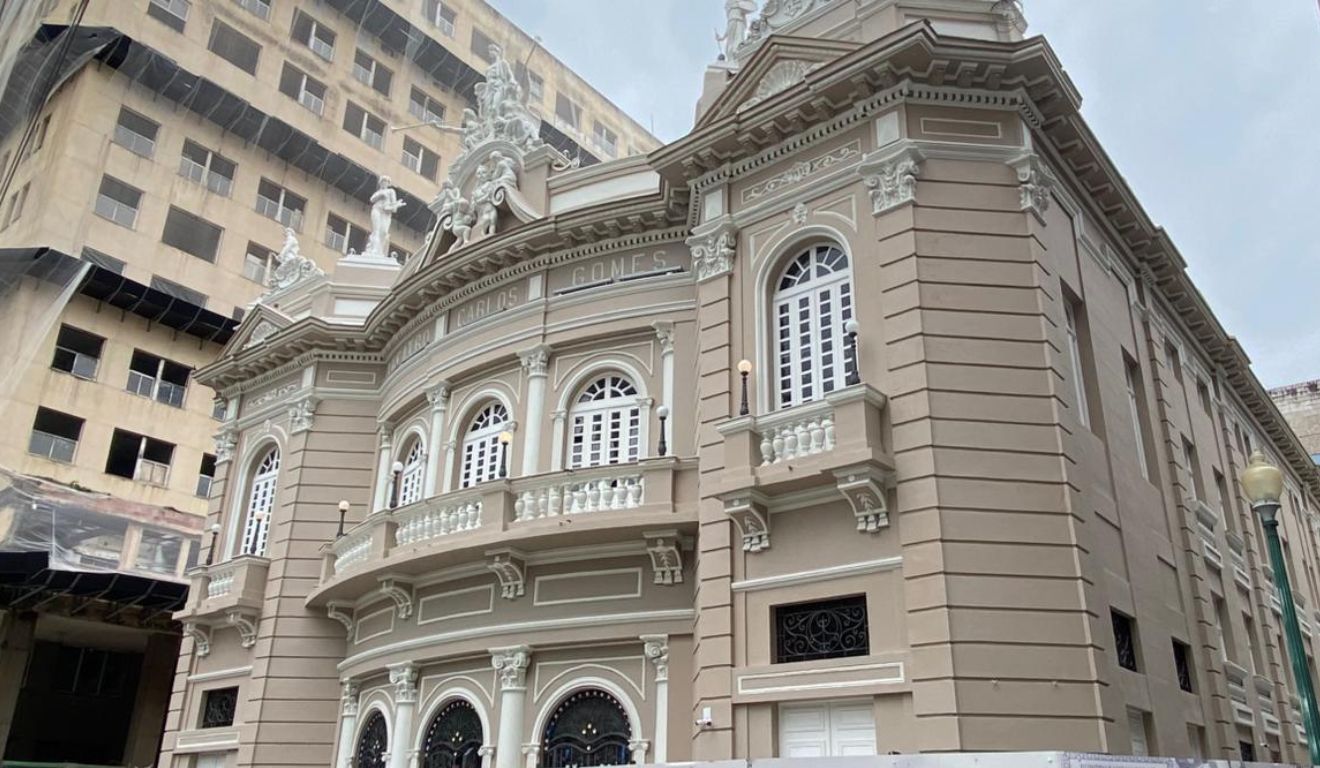 Teatro Carlos Gomes será reaberto após oito anos (Foto: Thiago Soares/Folha Vitória) Teatro Carlos Gomes será reaberto após oito anos (Foto: Thiago Soares/Folha Vitória)