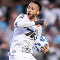 BRASILEIRÃO - Santos x Fortaleza - Estádio Vila Belmiro (01/11/2025) - Fotos: Raul Baretta/ Santos FC