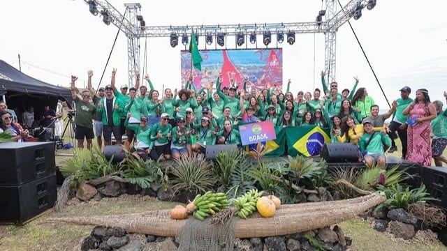 Pan-Americano de Va'a em Rapa Nui, na Ilha de Páscoa.
Brasil é vice-campeão