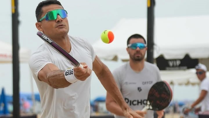 Beach Tennis. Alvaro Campanharo 