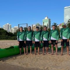 Canoa Havaiana. Equipe Camburi Va'a vai competir no Pan em Rapa Nui. Fernando Siqueira, Fábio Borgo, João Alves Jr, Fábio Debiase, Hugo Caiado e Jefferson Cabral