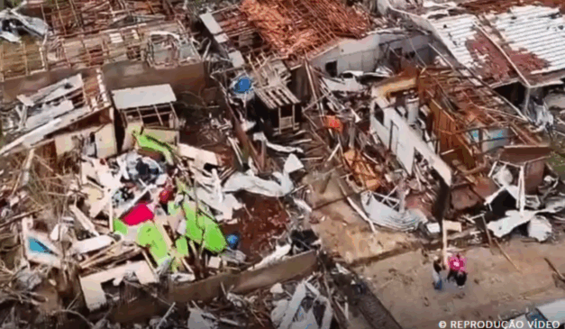 Tornado de categoria F3 deixa rastro de destruição em Rio Bonito do Iguaçu (PR), após ventos ultrapassarem 250 km/h/Foto: Reprodução Agência Brasil