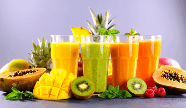 Com essas 3 receitas de suco simples e poderosas, você pode combater as rugas e rejuvenescer a pele de maneira natural