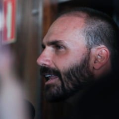 Deputado Eduardo Bolsonaro afirma que ser réu em ação do STF é "motivo de orgulho"