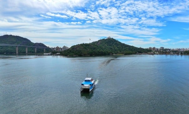 Embarcação aquaviário