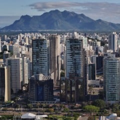 Enseada do Suá trecho da praça do papa