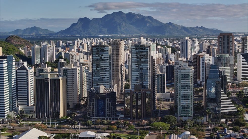 Enseada do Suá trecho da praça do papa