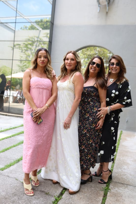 Carla Kuster, Fernanda Caliari, Estefania Donato e Karla Toríbio