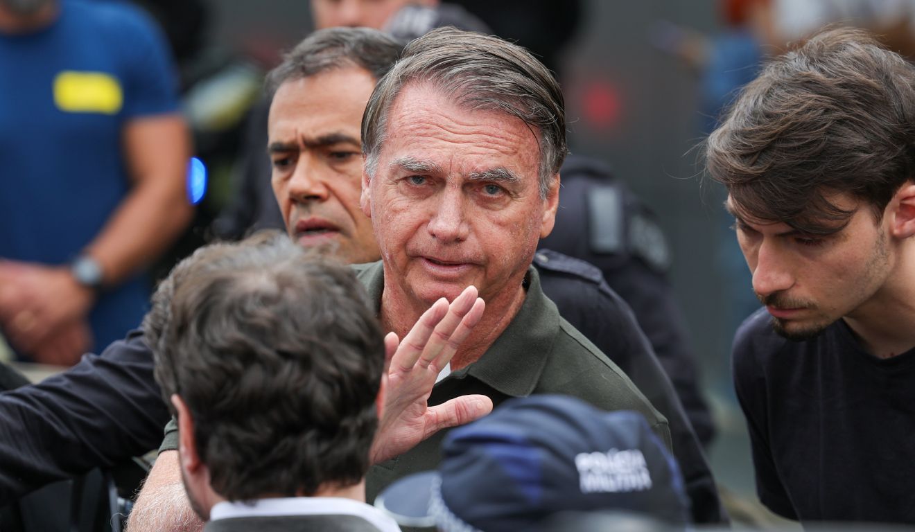 Jair Bolsonaro é ex-presidente da República