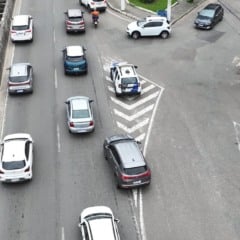 Marcas de canalização subida da terceira ponte