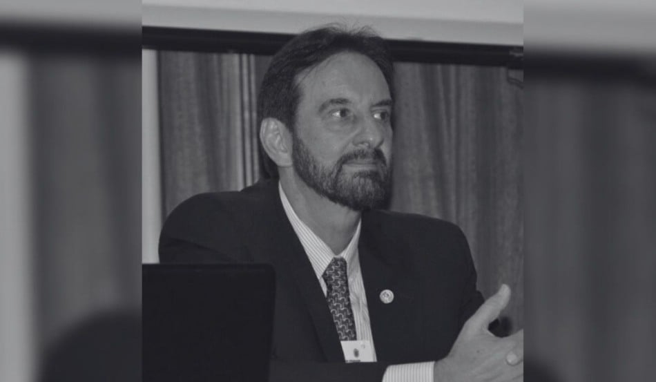 José Roberto Podestá