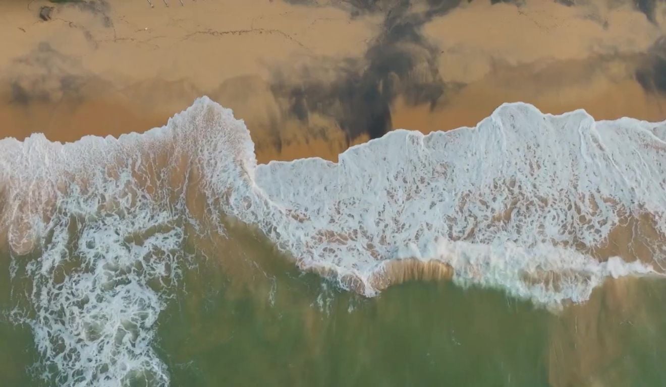 Praia da Areia Preta em Guarapari